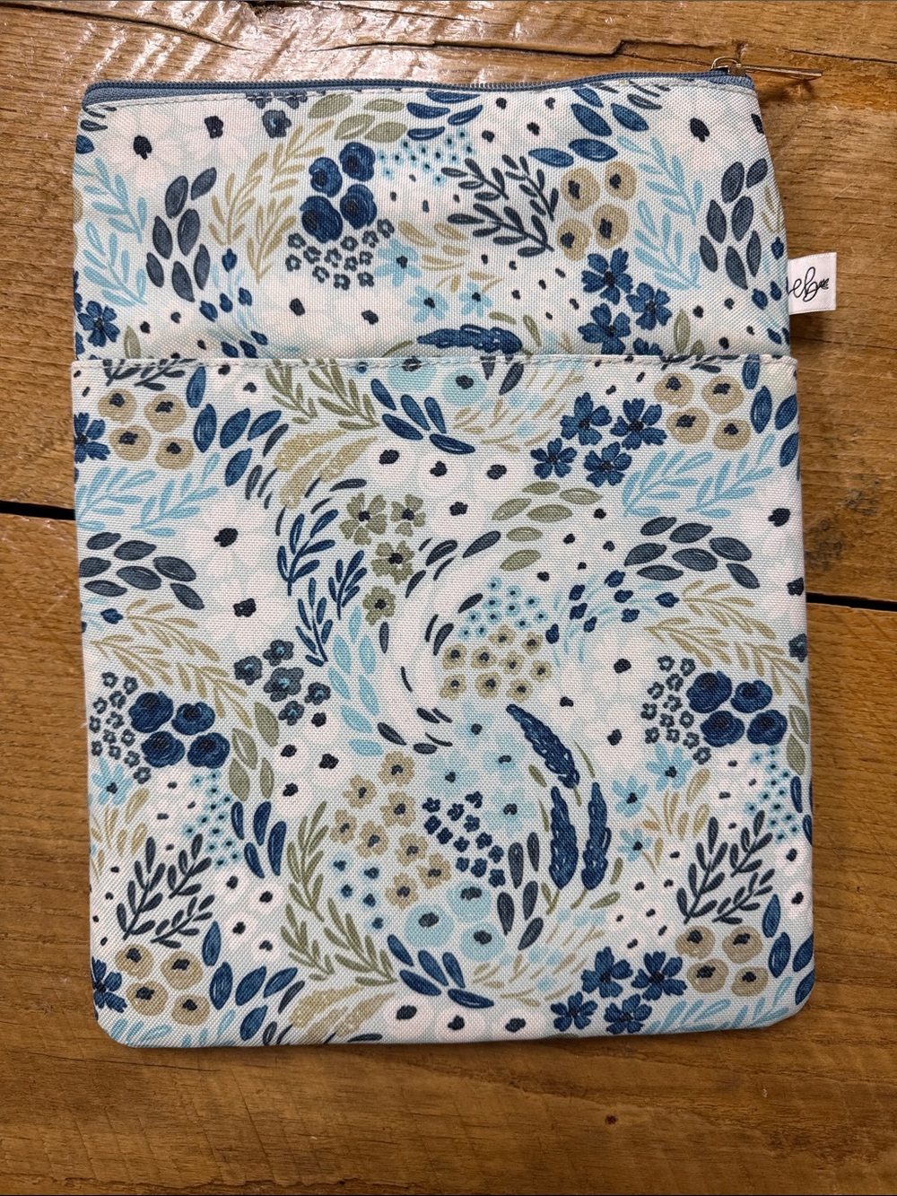 Elyse Burns computer / ipad case